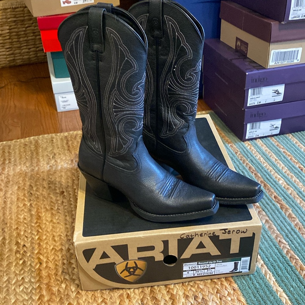 Ariat Cowgirl Boots